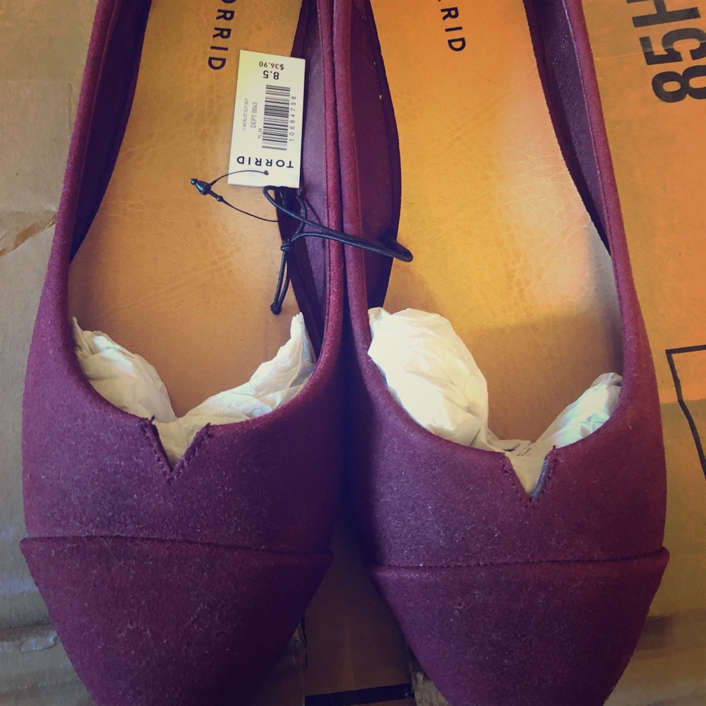 Torrid Maroon Flats
